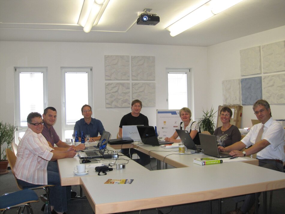 Monika Ment, Christian Waniek, Dr. Rainer Auts, Olaf Kluck, Barbara Sauer, Gabriele Bug, Thilo Bauer (v.l.n.r.), Foto: Nadine Ment